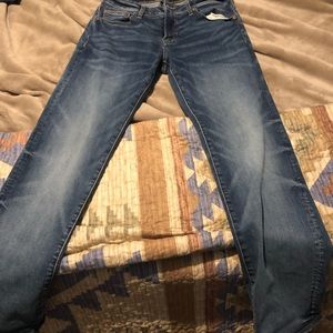 American eagle slim straight 32x34